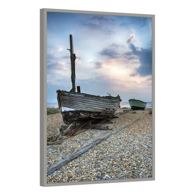 Quadro Decorativo Barco Ancorado na Praia